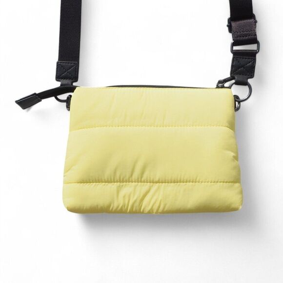 Simply Vera Vera Wang Geo Quilted Crossbody Bag "Quilted Green Believer" - Picture 2 of 10